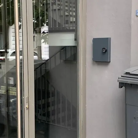 1br With Balcony - West 13