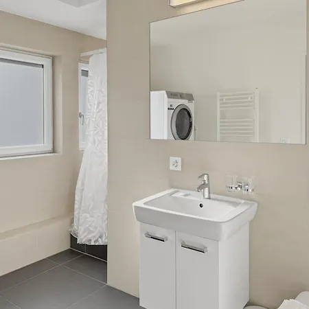 1br With Balcony - West 13 Appartement Zürich