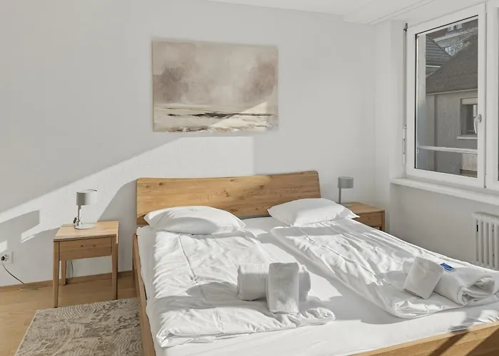 1br With Balcony - West 13 *